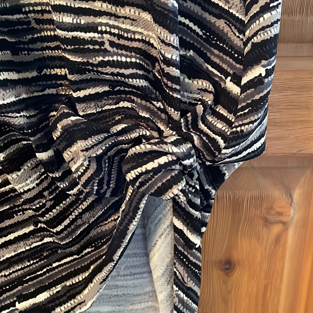 LuLaRoe black/gray/white striped high/low dress - Picture 6 of 8